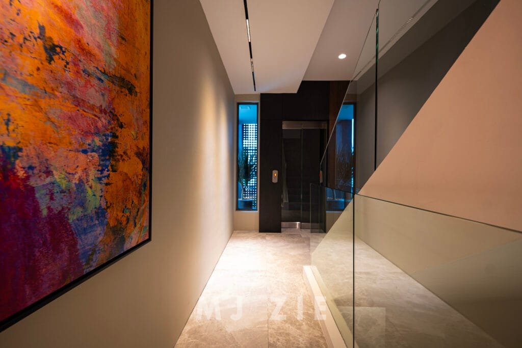 Hinai Heights - Showroom 14