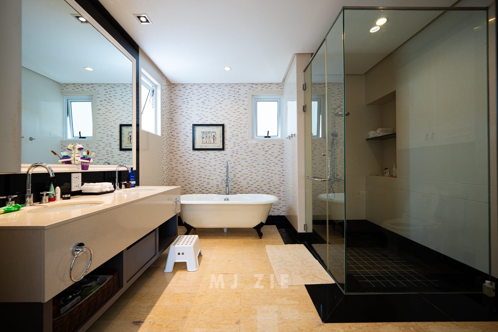 Andaman Quayside 330